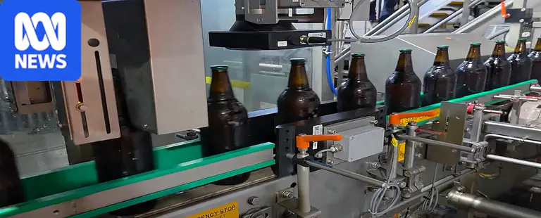 Last drinks for Boag's as final Tasmanian beers roll off production line