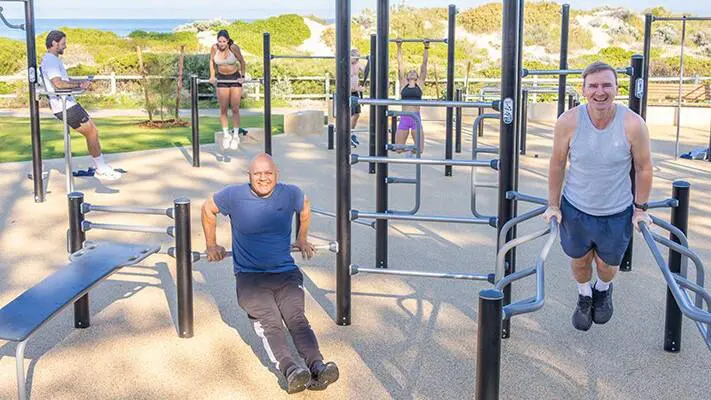 ‘Unique’ coastline gym unveiled for Scarborough Beach, just in time for better weather