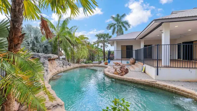 Darwin tenants slugged extra $4680 a year as rents hit fresh record high