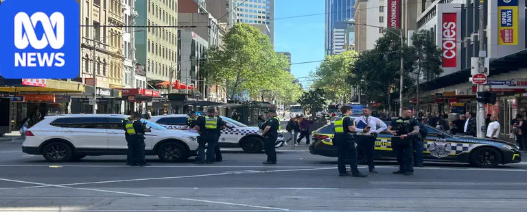 Driver within metres of Melbourne Marathon runners, witnesses say