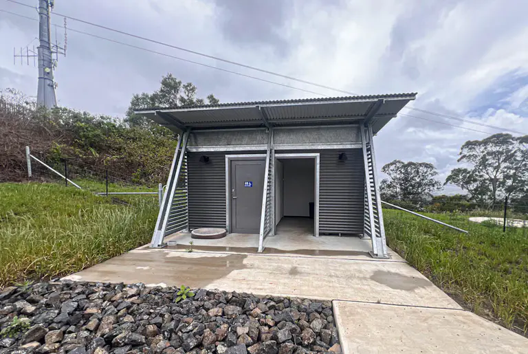 Thieves leave observatory toilet wide open