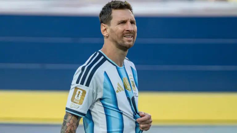 Lionel Messi's emotional Argentina send-off will leave you in tears