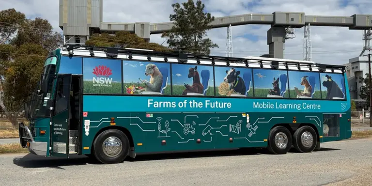 Farms of the Future bus hits 10,000km