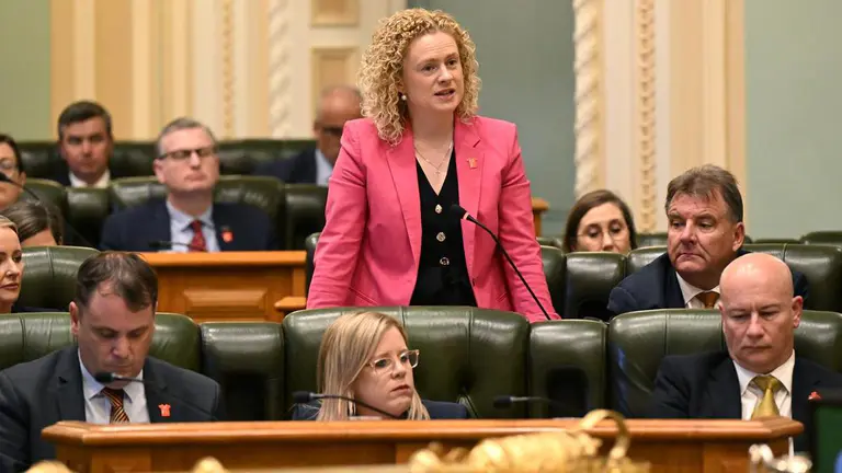 Ex-senator returns to frontline in troubled ministry