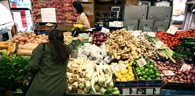 Replacing just 10% of ultra-processed foods with whole foods linked to drop in bowel cancer rate