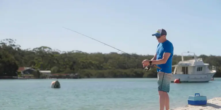 ‘Fish magnets’ return to NSW coast ahead of summer fishing season