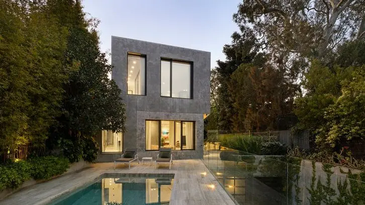 Fashion retail mogul Dean Mintz lists luxury Toorak mansion