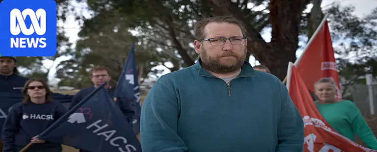 Union calls on MPs to stay out of schools unless premier apologises