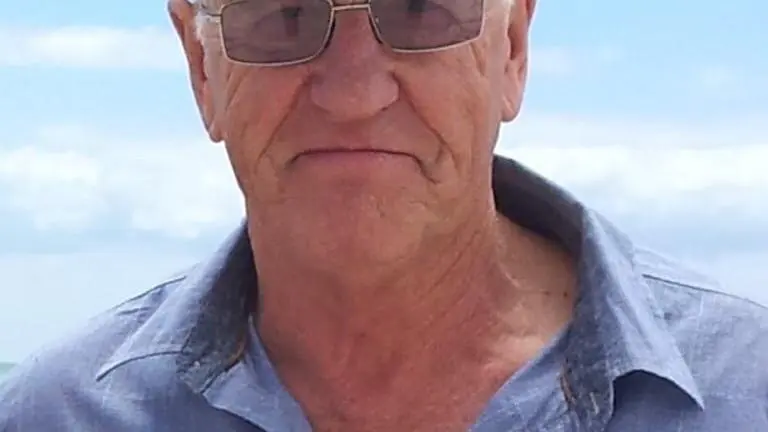 Greg Lynn：涉嫌谋杀的前飞行员在重审前申请保释