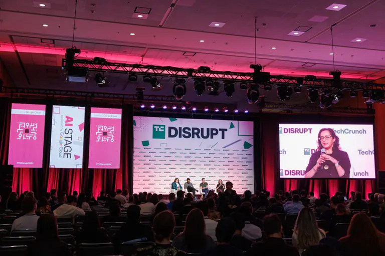 알렉산더 엠비리코스 (Alexander Embiricos), TechCrunch Disrupt 2026에 참가 – Dots 출시 직후