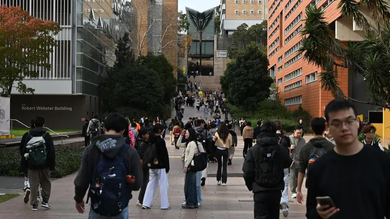 AI threat looms as thousands sit final school exams