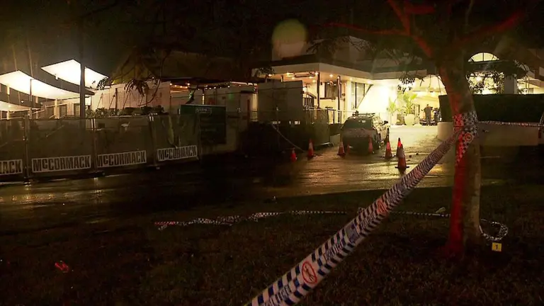 Queensland pub shooting: Teen critically injured, three others hospitalised as police search for offenders