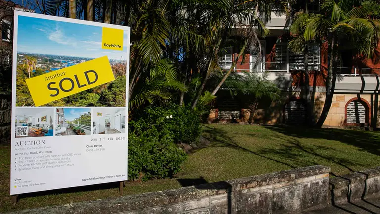 $5bn homes gone: Foreign buyers flood Aus