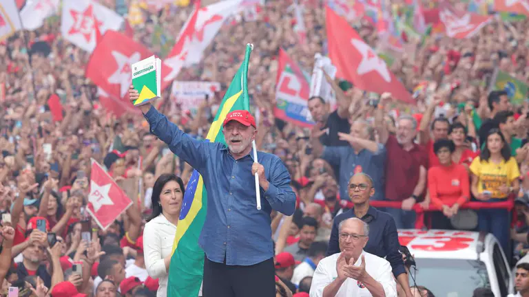 Brazil votes in runoff between Lula and Bolsonaro Jr