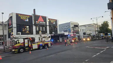 Popular Perth bowling alley Rosemount Bowl goes up in flames, triggering frantic late-night evacuation