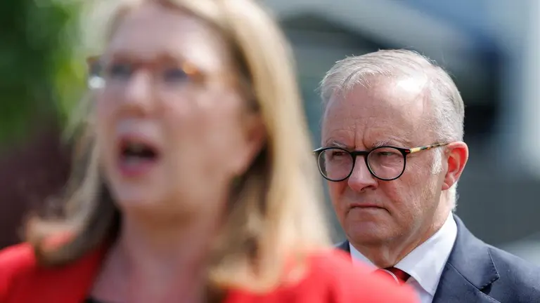 Gag claims as $560m grants scheme goes under microscope
