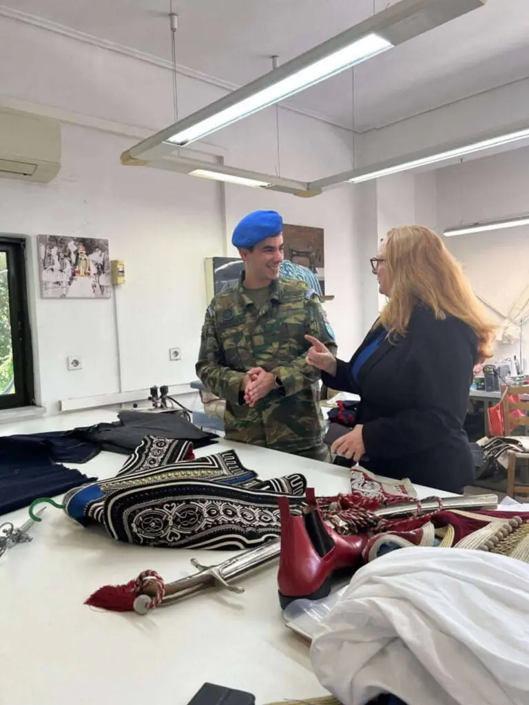 Australian Ambassador visits Evzones ahead of historic Ohi Day tour