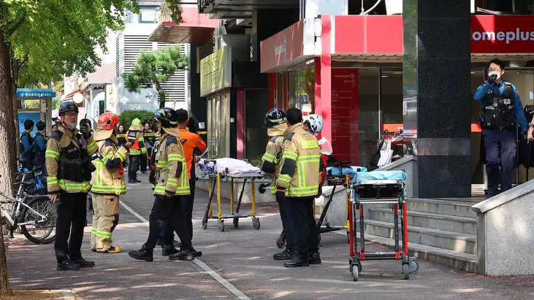 Eight hurt in shopping centre stabbing in South Korea