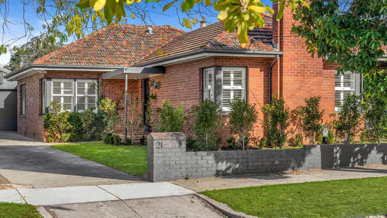 Turnkey Manifold Heights home lures families with dream backyard