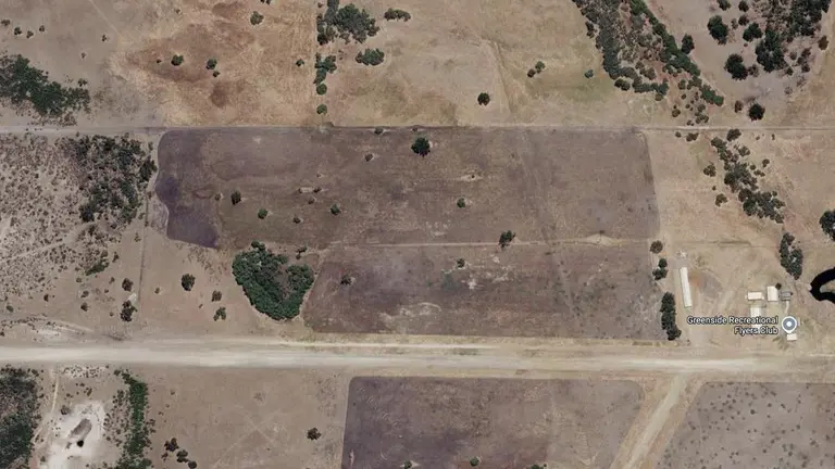 Muchea crash: Two men recoving in hospital after Wheatbelt light plane crash sparks major response