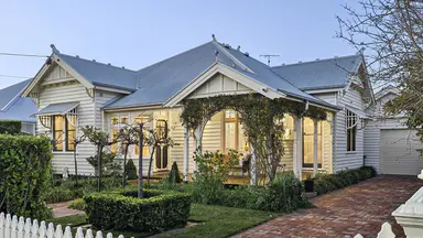 Bayside Geelong period home fetches $2m+ after fast campaign