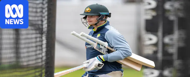 光线不足中断比赛，伦肖 (Matt Renshaw) 接近打破长期记录