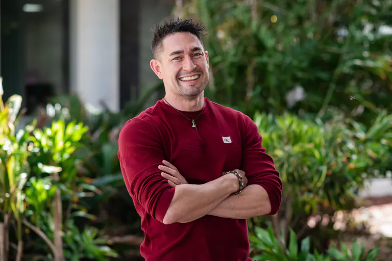 CQU psychology graduate reflects on resilience after 43 days on Alone Australia