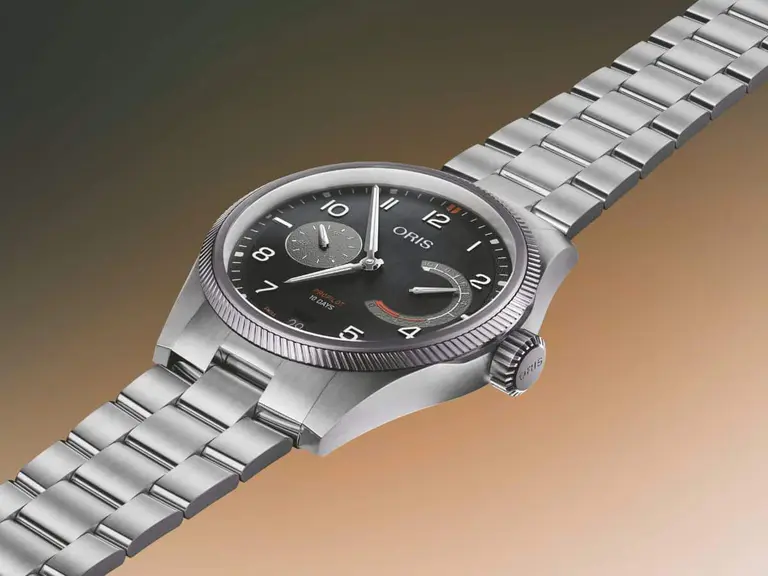 Oris ProPilot Calibre 111, 더 얇아진 케이스에 10일 동력 저장 탑재해 $10,400에 출시