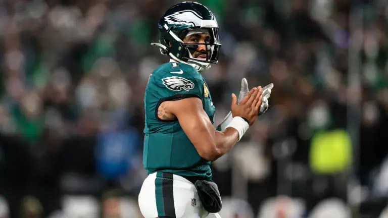 NFL, 제일런 허츠의 혈전 관리 관련 이글스 처벌 없다