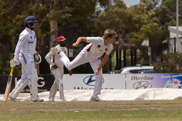 Warriors bowlers fire