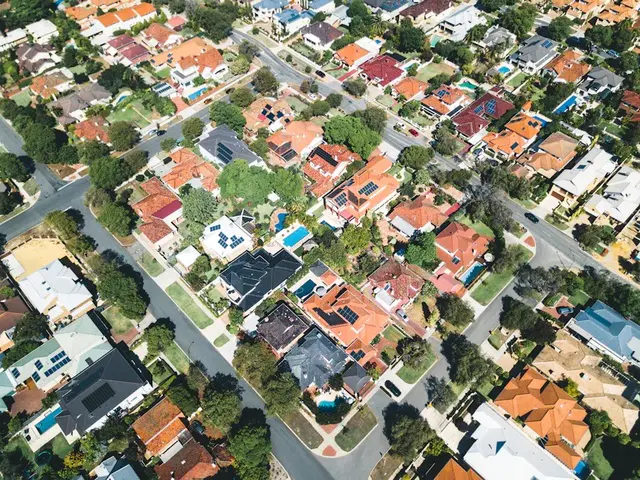 Hobsons Bay house prices plummet