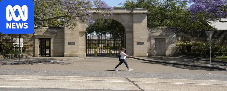 NSW premier says barracks sale a 'big missed opportunity'