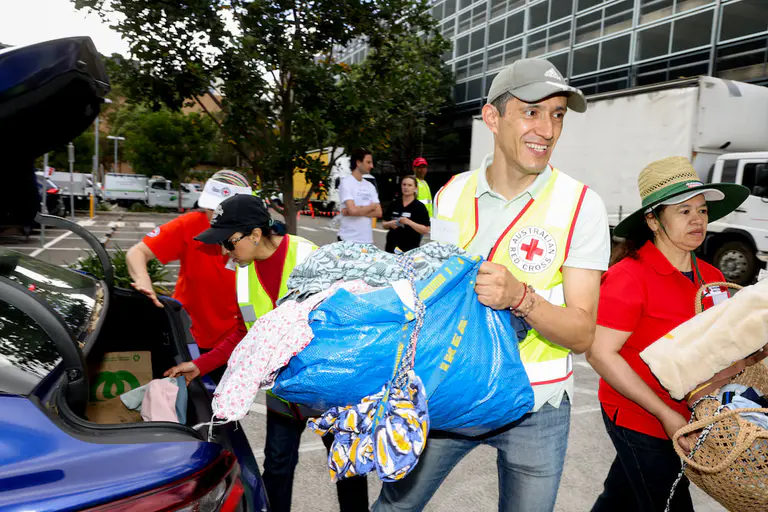 Free doorstep clothing collection in Canberra today for Red Cross