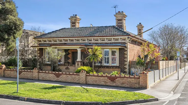 Historic Geelong home set to join expanding CBD medical precinct