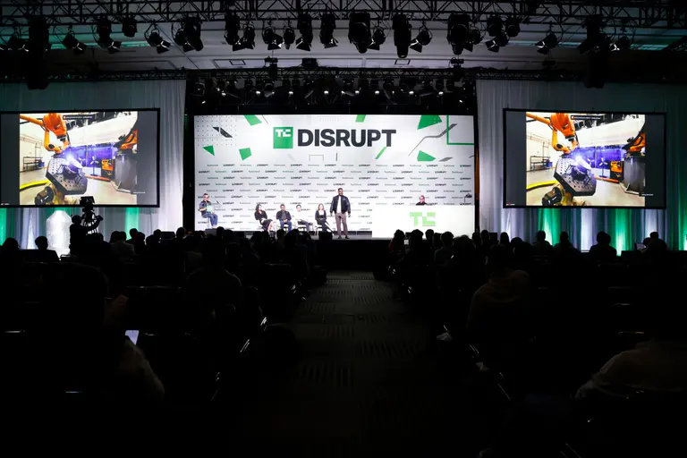 TechCrunch Disrupt 2026最终Disrupt舞台阵容公布：三天对话，TechCrunch Disrupt 2026之外难以听到