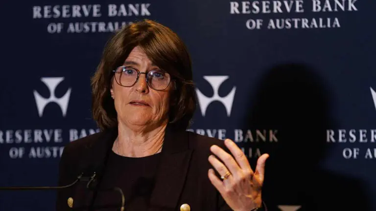 Australia mortgage stress surges to 450,000 households as default risks hit tipping point