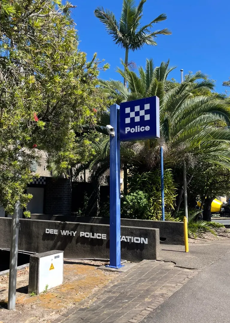Live grenade leads to Dee Why Police lockdown