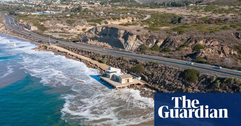 A California town’s beaches are washing away. Can its residents turn the tide?