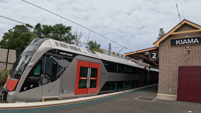 Government scraps timetable changes, pledges $6.8 billion to extend rail electrification ‘by mid-late 2030s’