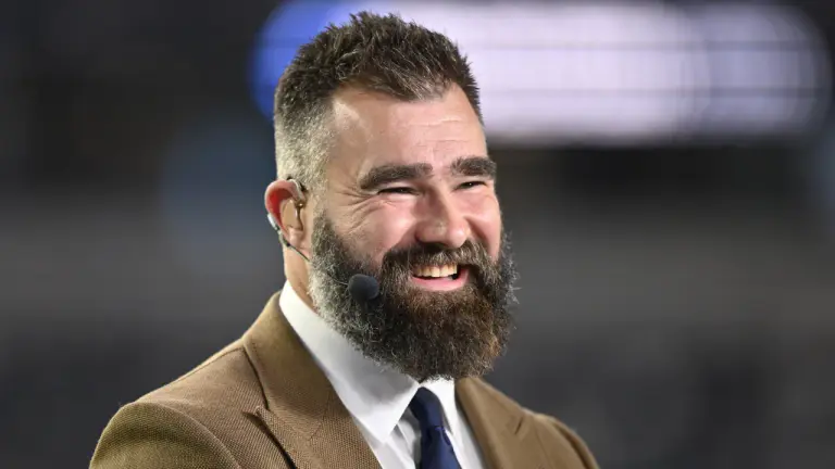 Why Jason Kelce keeps apologizing for calling Eagles 'we' on ESPN broadcasts