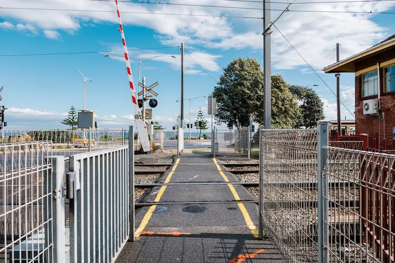 Contract awarded for two level crossings