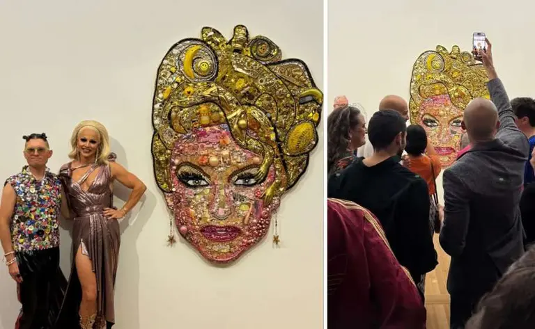 Paul Yore의 상징적인 Courtney Act 초상화, 손톱과 속눈썹 등으로 완성