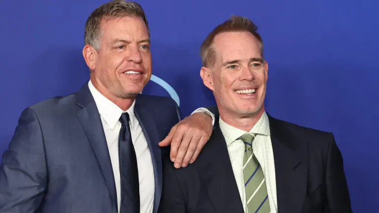 How Troy Aikman's ESPN contract negotiations are impacting booth with Joe Buck