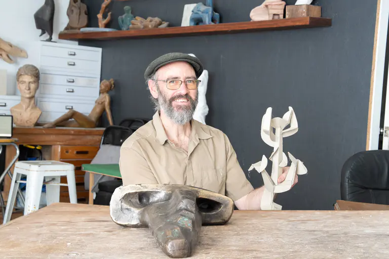 Local sculptor exhibits in Mudgee