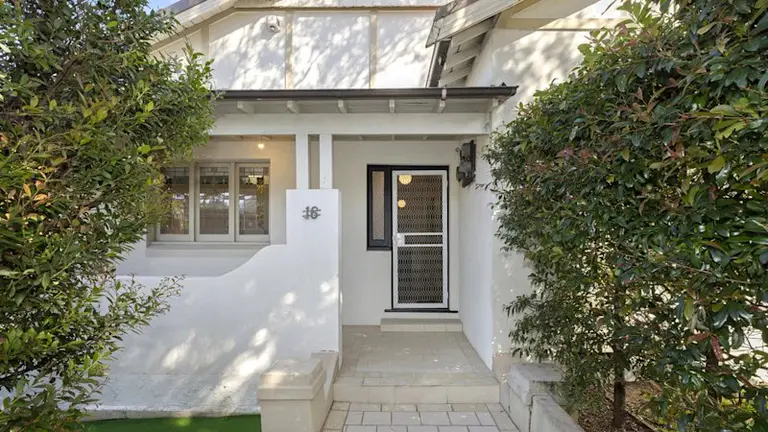 Inner west heritage home sells for $200k over reserve as market ‘opens up’