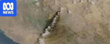 也门胡塞武装声称袭击沙特机场和石油管道 (Houthis claim attacks on Saudi airports and oil pipelines)