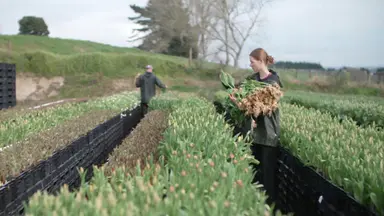 Flower farmers' daughter takes on blooming rubbish