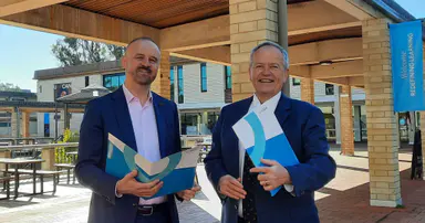 Shorten enlists community organisations and figures in UC-CIT merger bid