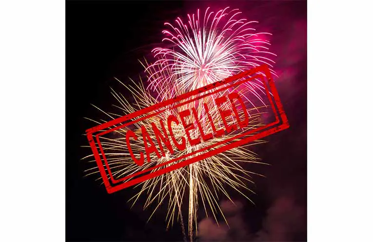 Free Friday family fun at the Coffs Harbour Jetty with firefighters, food trucks and fireworks
