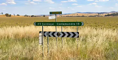Cootamundra-Gundagai eyes old names as Snowy Valleys seeks demerger funds